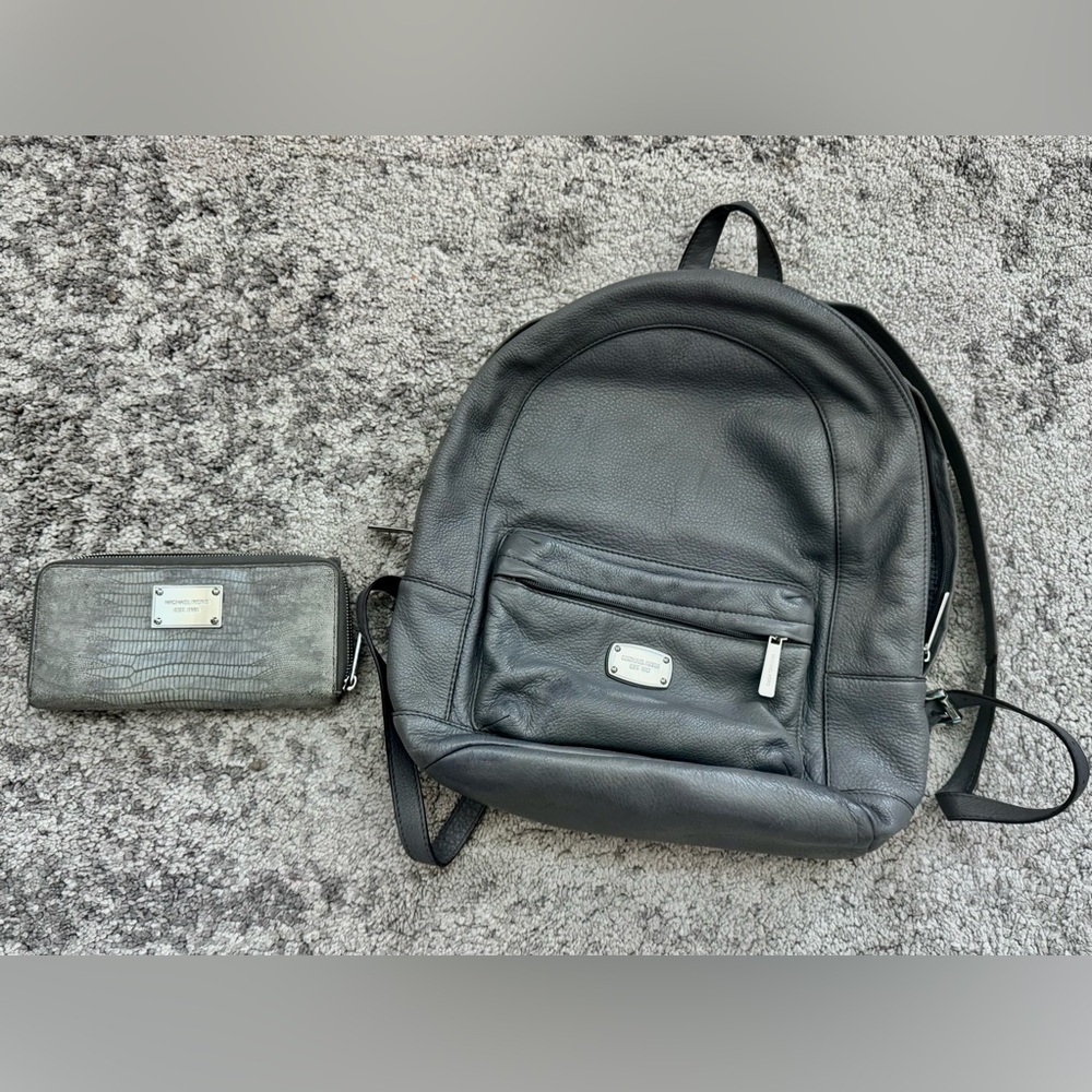 Michael Kors Leather Backpack + Wallet Set Gray